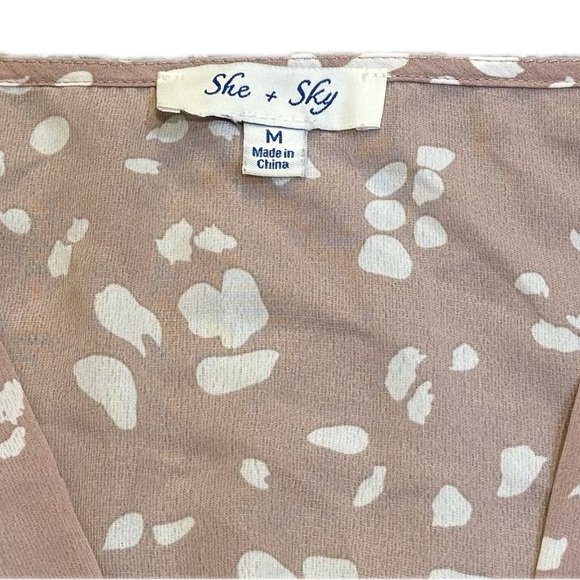 EUC She + Sky Cropped Blouse - Picture 5 of 5